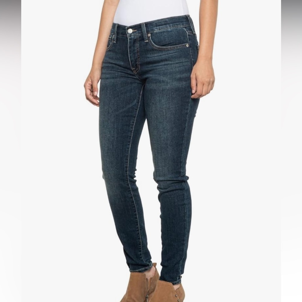 Lucky Brand AVA Women's Indigo Skinny Jeans.  Mid rise AVA